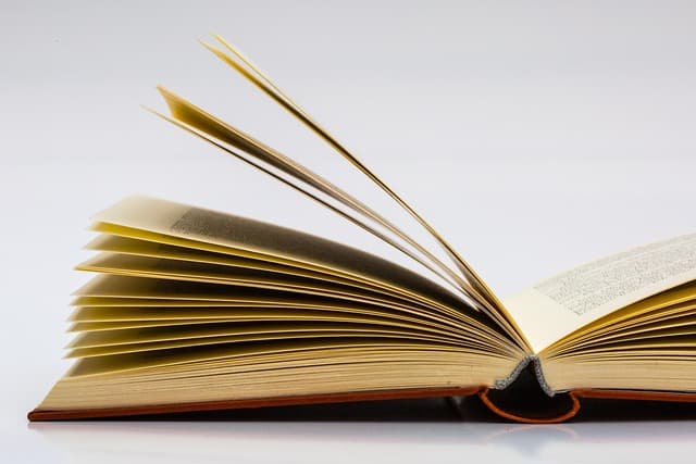 How to Prepare Text for Live Reading: Secrets of Spoken Word Artists